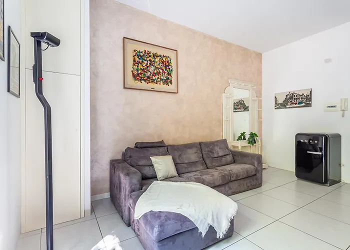 Iflat Peaceful And Intimate Refuge In Trastevere *